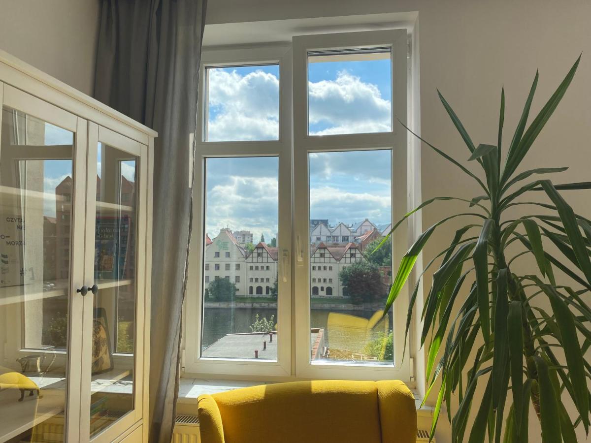 Hello Apartments Amazing River View 4 Bedrooms & Balcony Гданьск Экстерьер фото